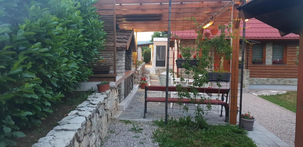 Green Garden Lohovo Bihać Екстериор снимка