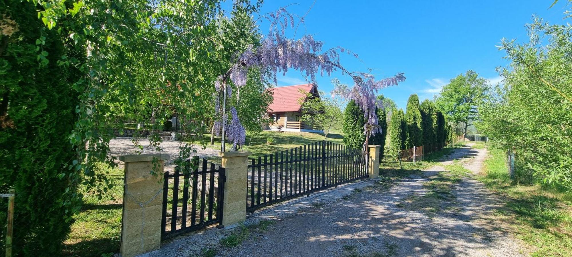 Green Garden Lohovo Bihać Екстериор снимка